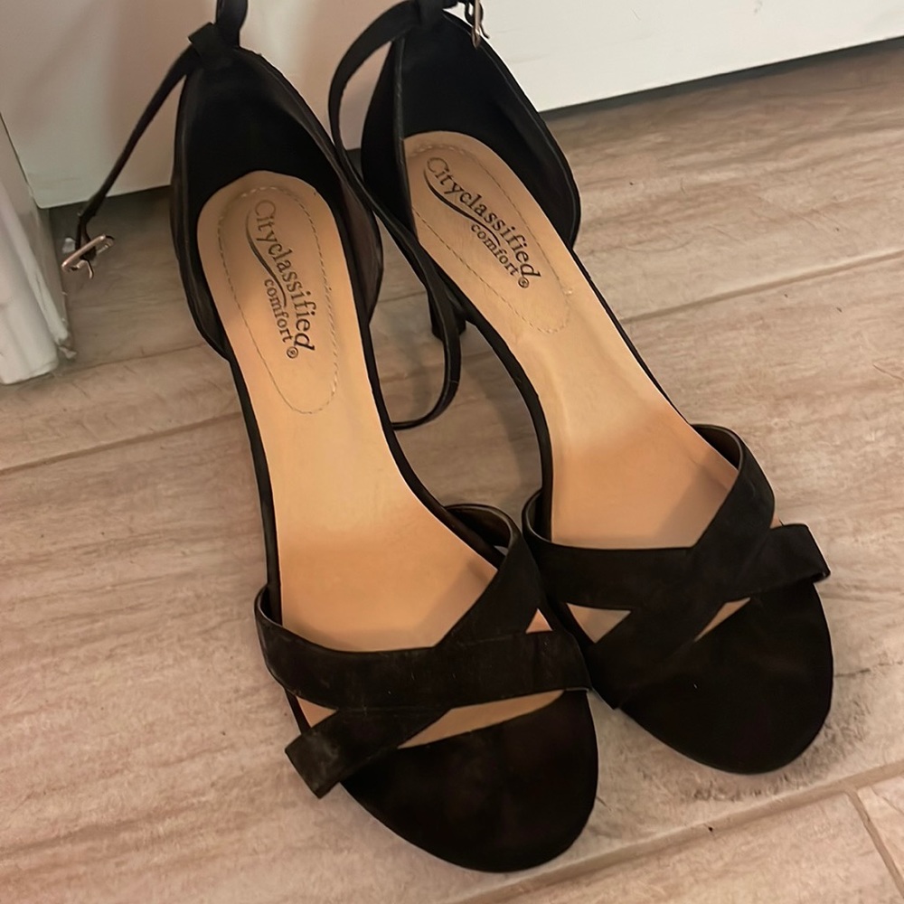 Black heels
